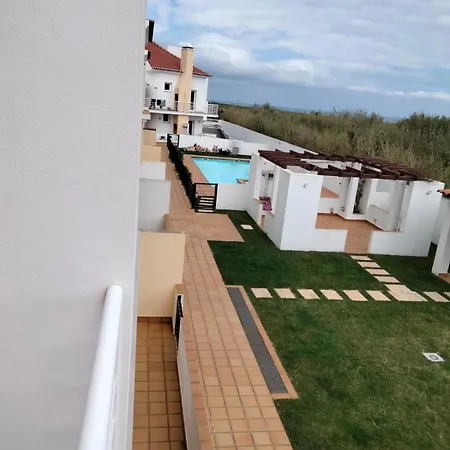 Baleal House Apartmán *